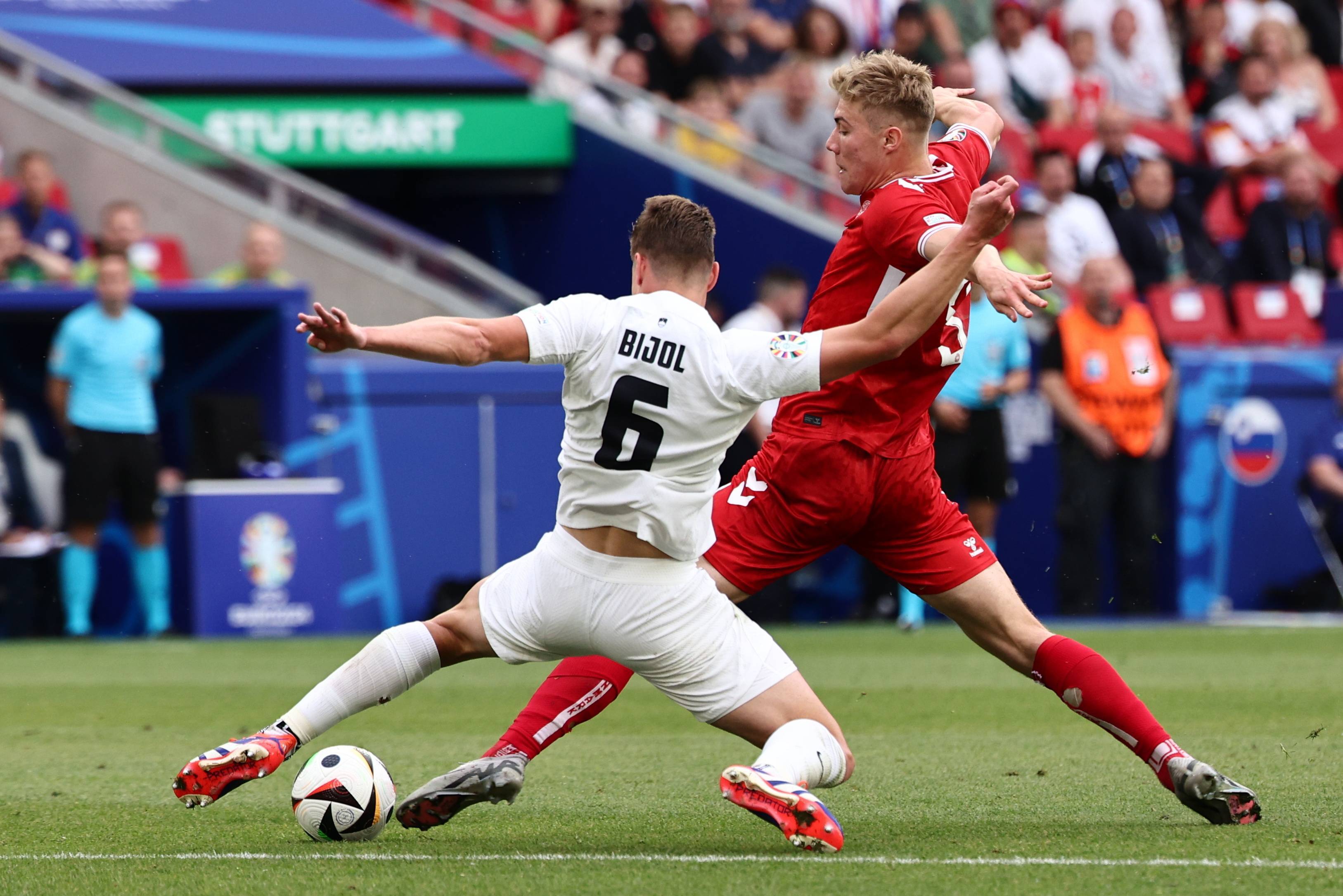 哥伦比亚队备战欧锦赛资格赛,士气高昂的简单介绍 哥伦比亚队备战欧锦赛资格赛,士气高昂的简单介绍