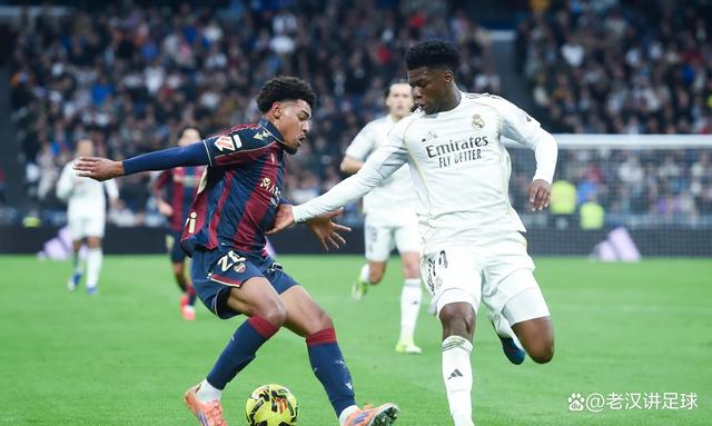 官网入口-包含皇马前锋连场空门，谜底是缺少进攻配合？的词条